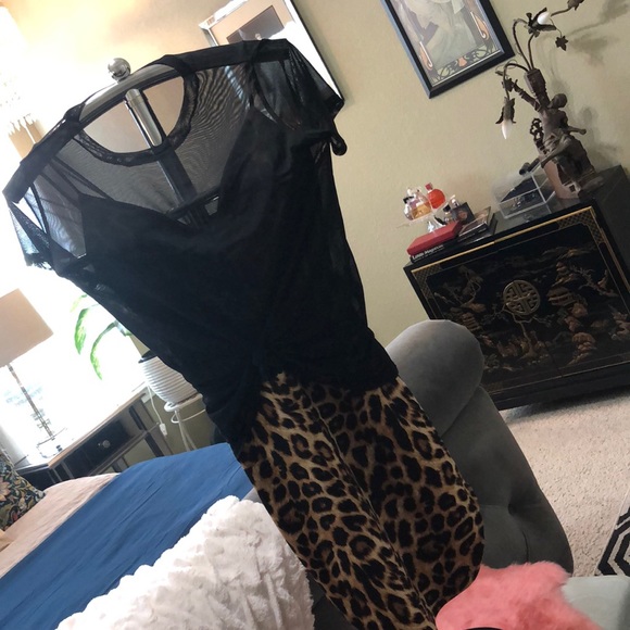 New & on trend Leopard print spaghetti strap dress - Picture 8 of 8